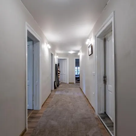 Lejlighed Makedonia's Finest 3br