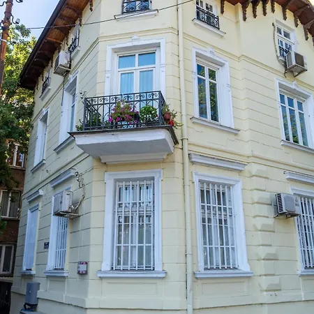 Makedonia's Finest 3br Lejlighed *
