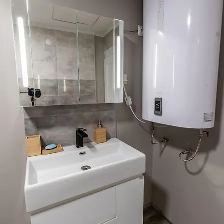 Apartment Makedonia's Finest 3br Sofia