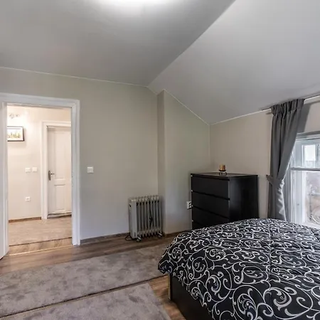 Apartment Makedonia's Finest 3br